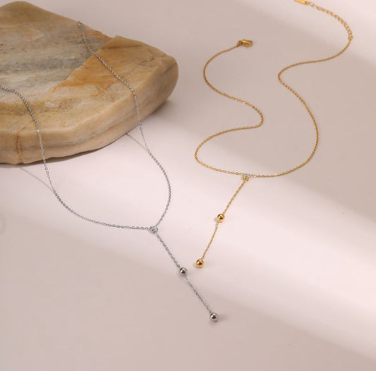 Minimalist Drop Pendant Necklace – Silver or Gold