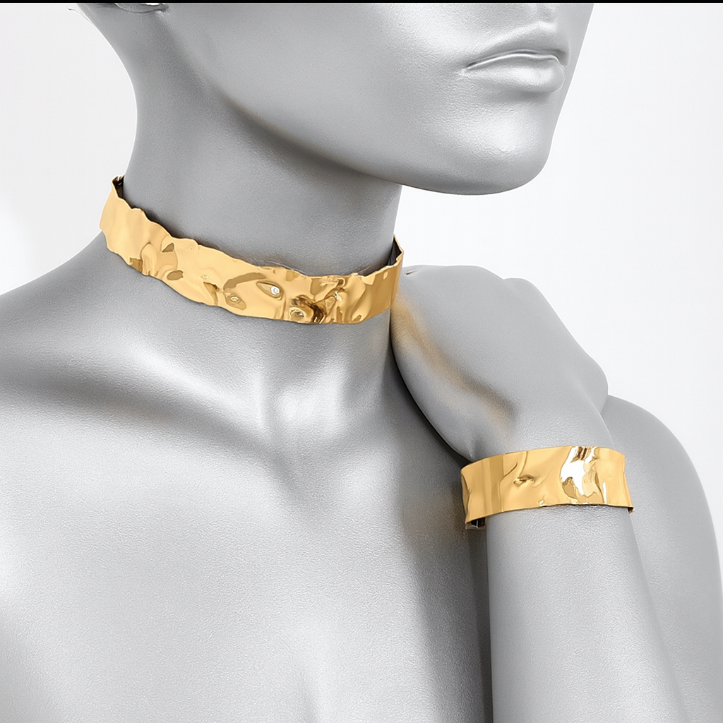 Hammered Gold Necklace Set