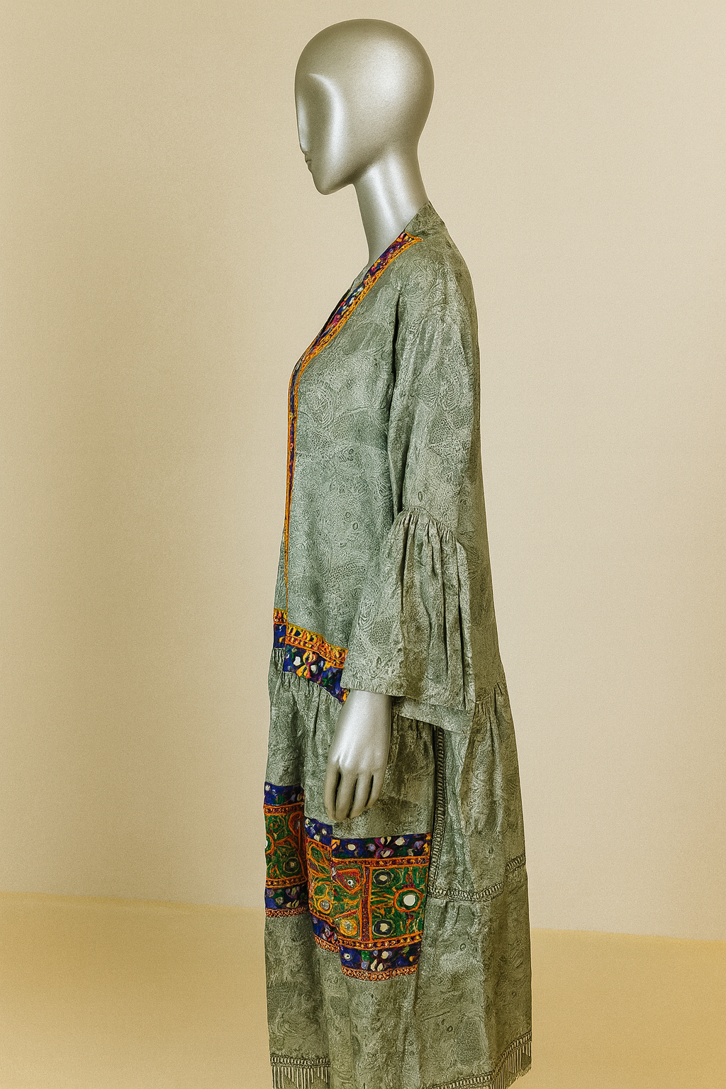 Meadow Bloom Kaftan & Clutch Set