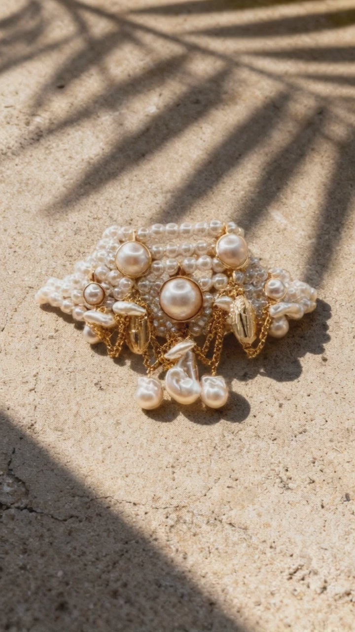 Golden Tides Pearl Choker